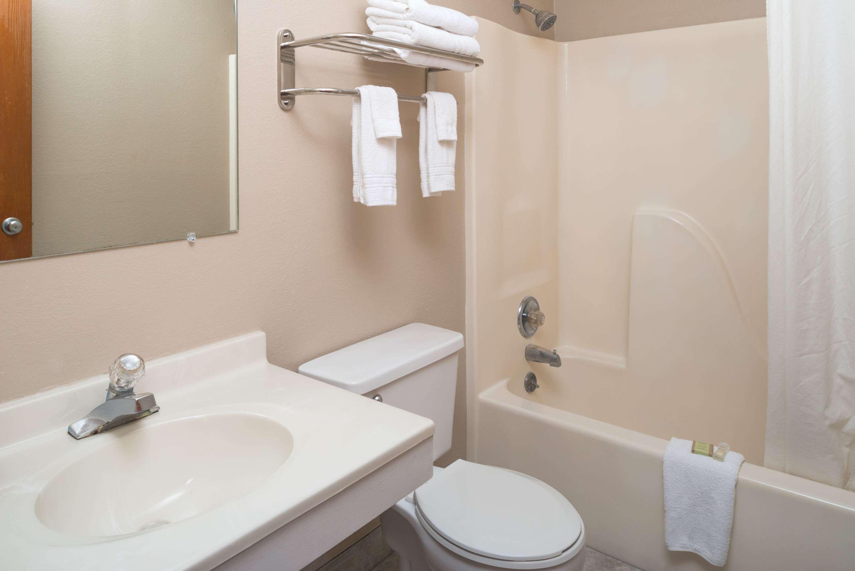 Super 8 By Wyndham Omaha Ne Hotel Екстериор снимка