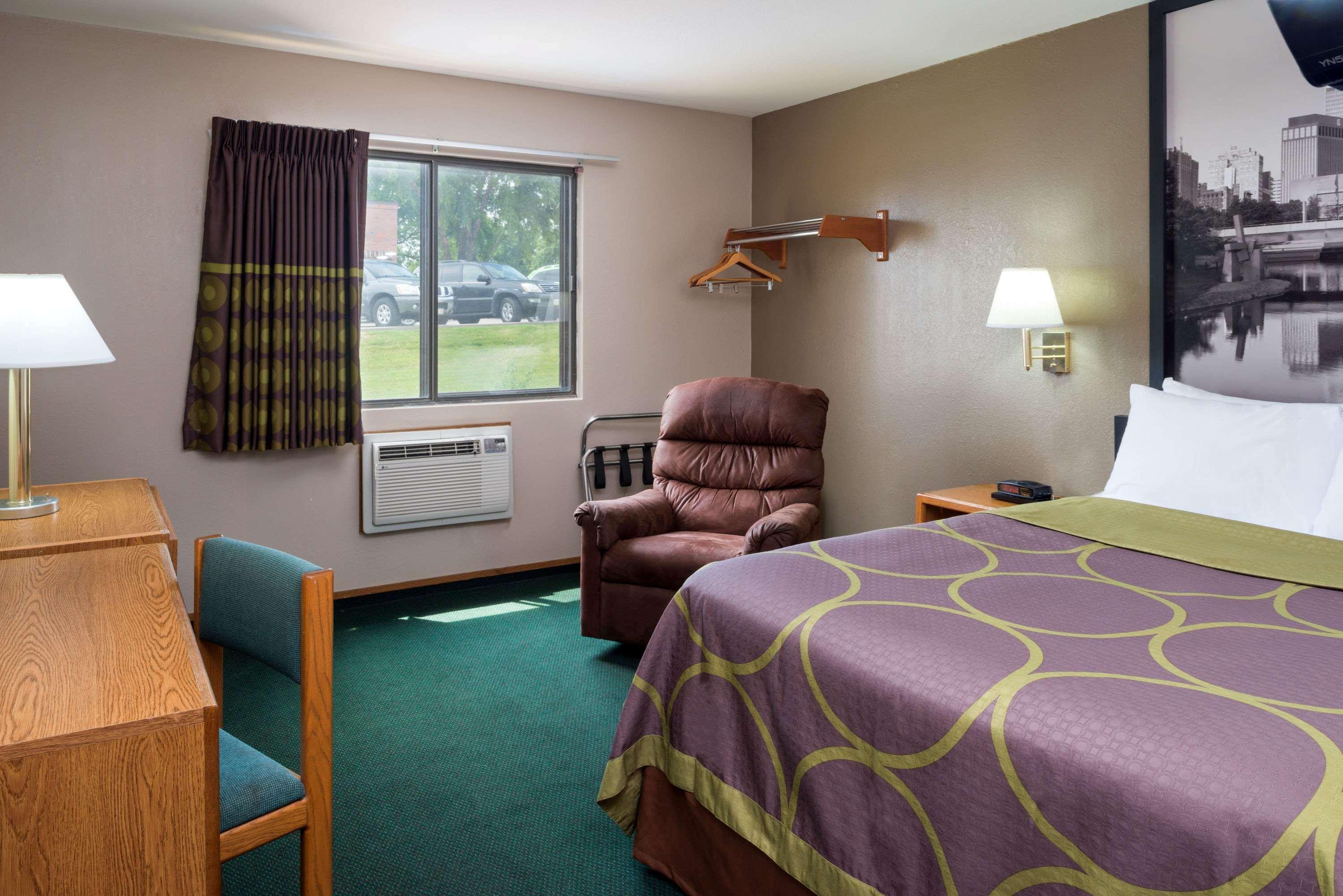 Super 8 By Wyndham Omaha Ne Hotel Екстериор снимка