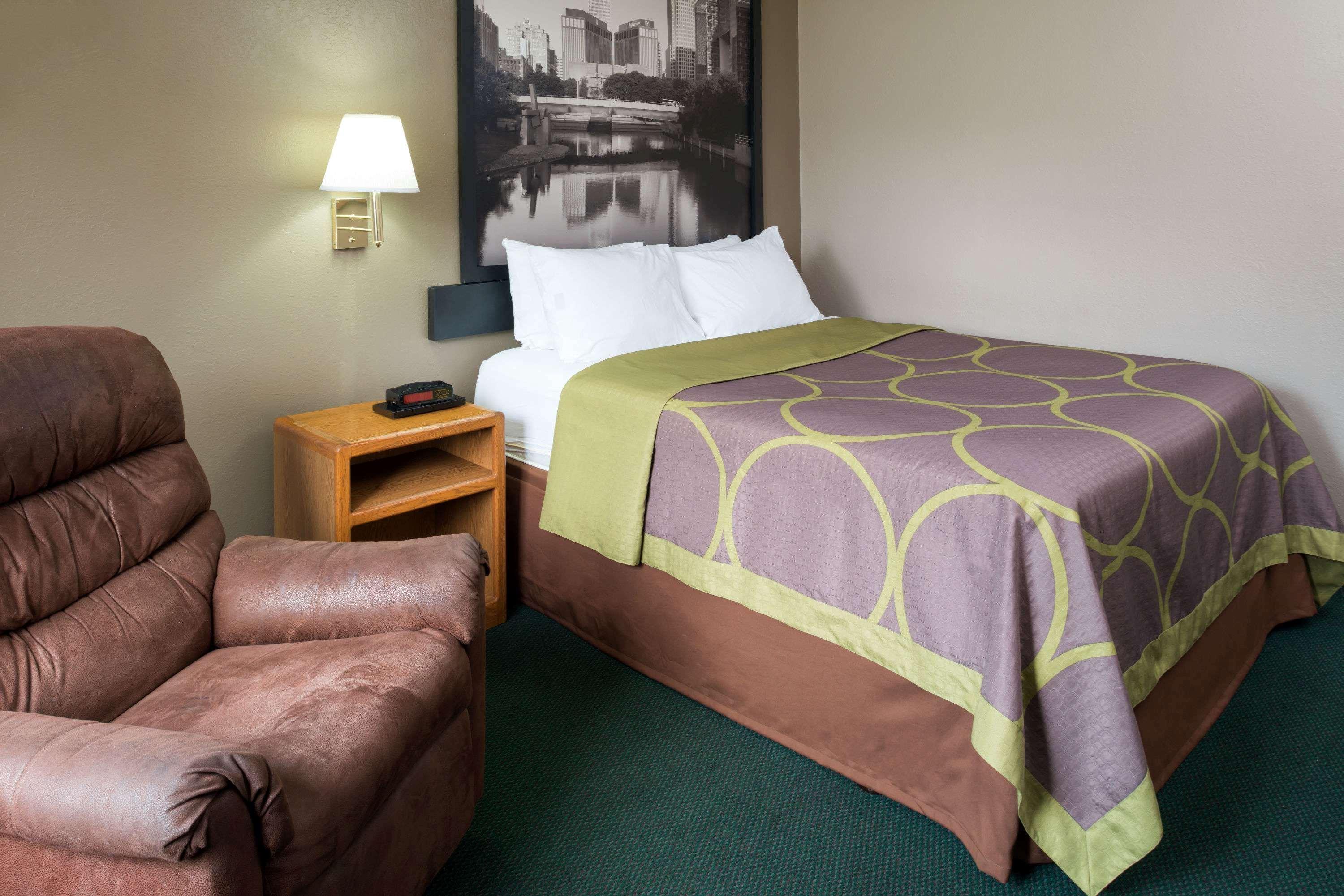 Super 8 By Wyndham Omaha Ne Hotel Екстериор снимка